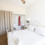 Del Greco Nyaraló *