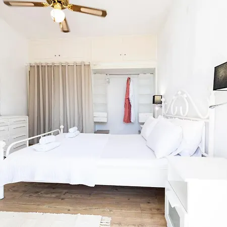 Del Greco Kalyves Polygyrou